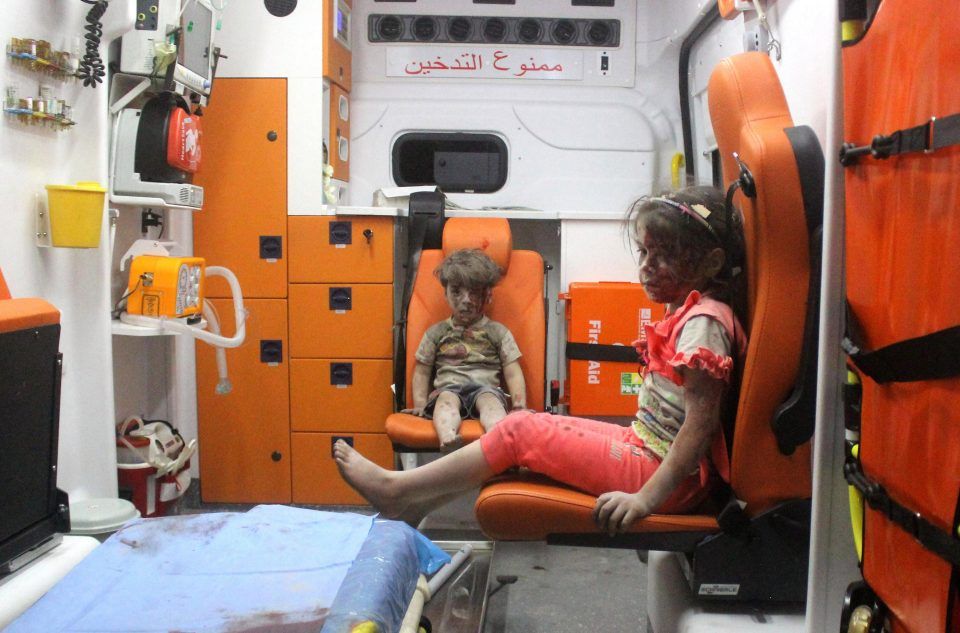 Ambulanstaki kanlı resmiyle dünyayı sarsan Suriyeli çocuk şimdi ne halde?